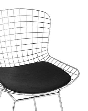 Стул полубарный с низкой спинкой Bertoia хромированный с черной подушкой (Стул полубарный Bertoia серебристый)